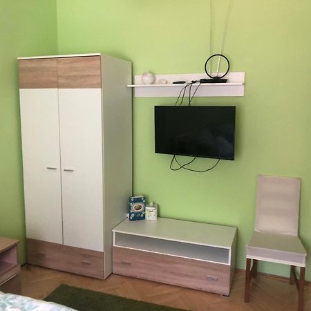Ferienwohnung Bakonyi Mamutfenyo Vendeghaz Tés Exterior foto