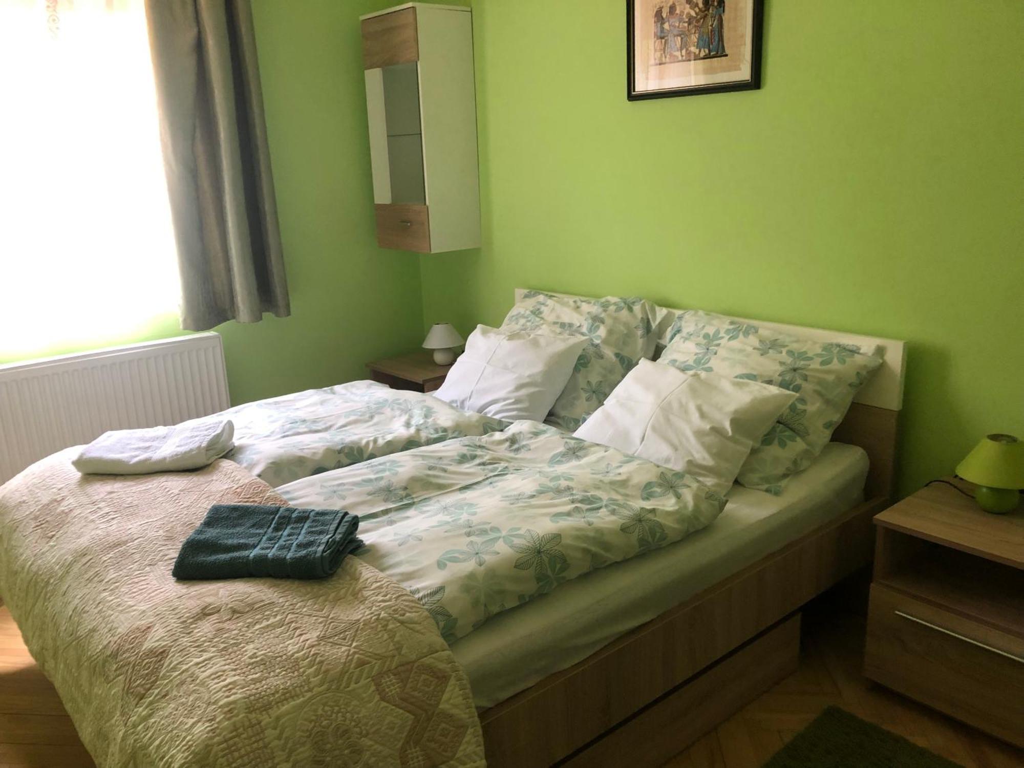Ferienwohnung Bakonyi Mamutfenyo Vendeghaz Tés Exterior foto